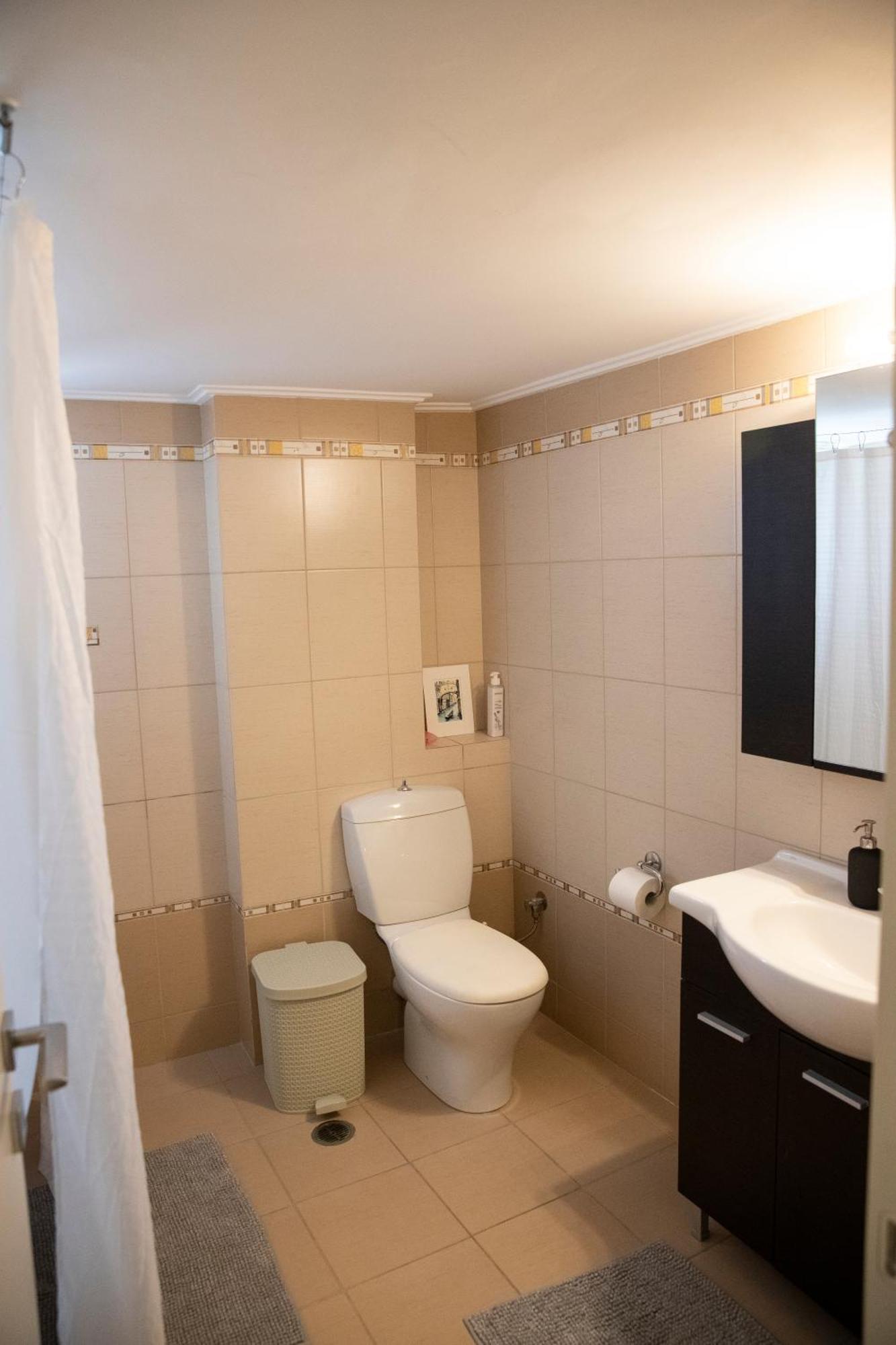 Spacious Glyfada Golf 4Br -Near Beach + Shops Athen Eksteriør billede