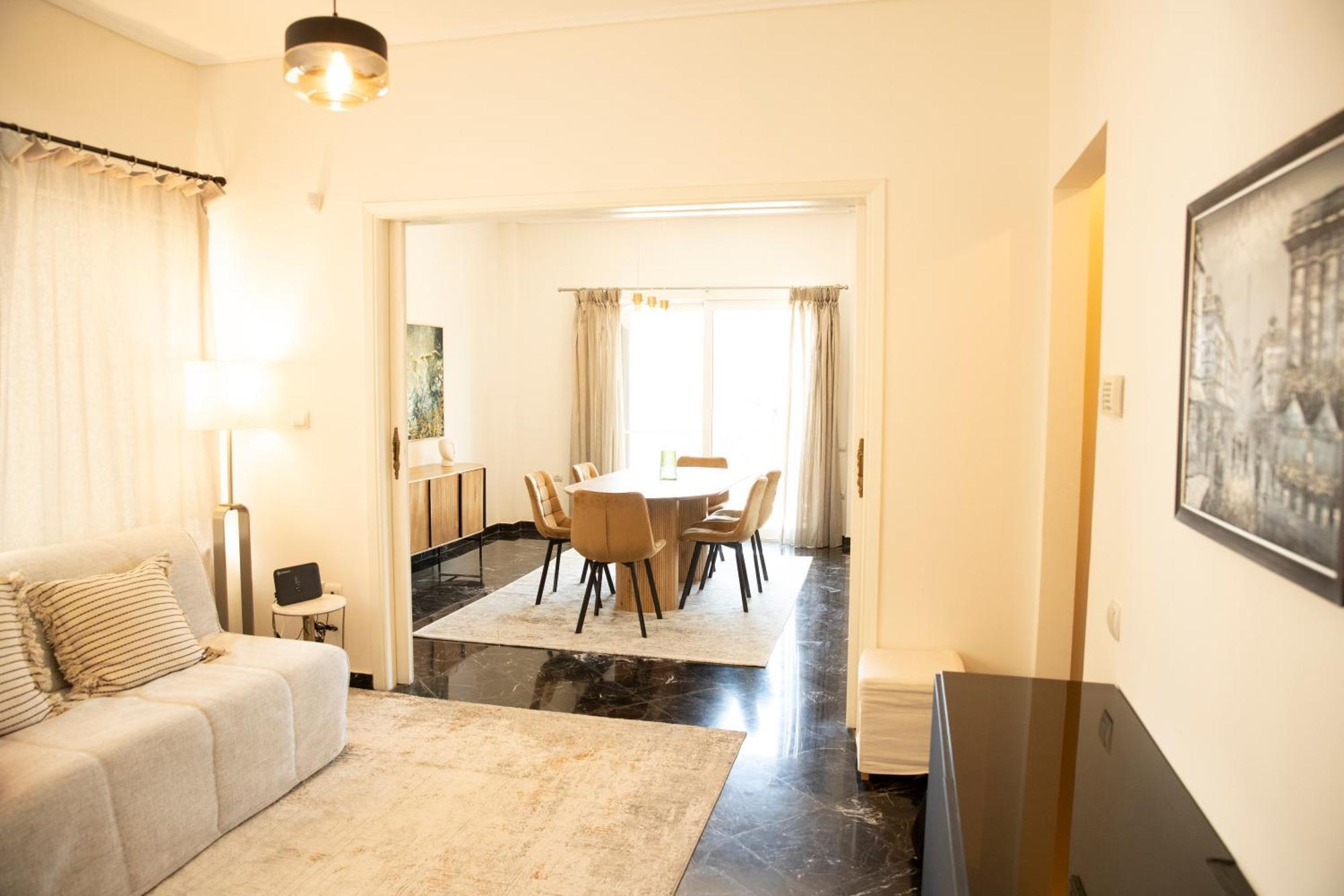 Spacious Glyfada Golf 4Br -Near Beach + Shops Athen Eksteriør billede